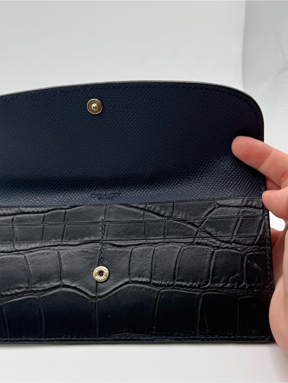 Coach Black Croc-Embossed Leather Wallet - Picture 6 of 7